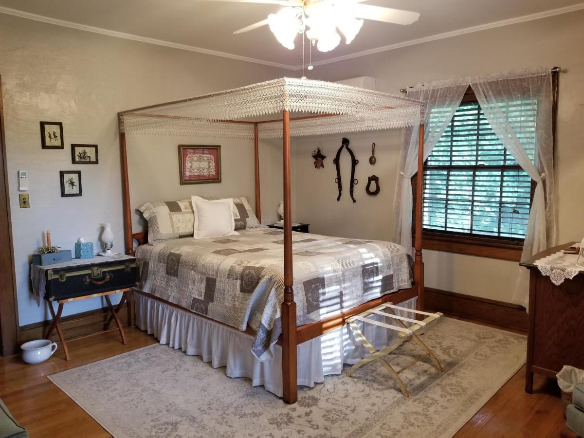 Almost Heaven Bed&Breakfast Waynesville Buitenkant foto