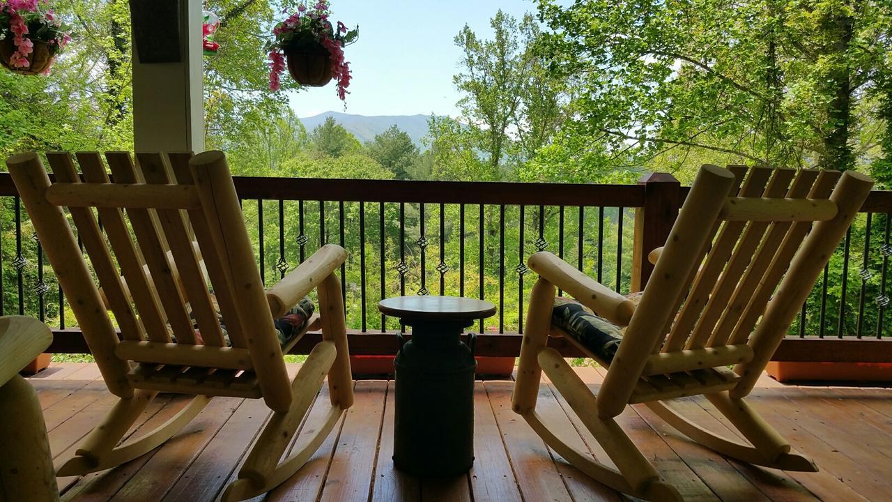 Almost Heaven Bed&Breakfast Waynesville Buitenkant foto